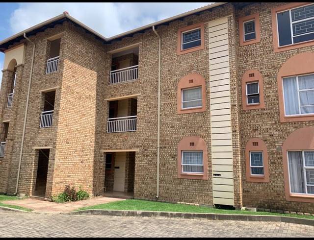 2 BEDROOM PROPERTY TO RENT IN VANDERBIJLPARK SE 2